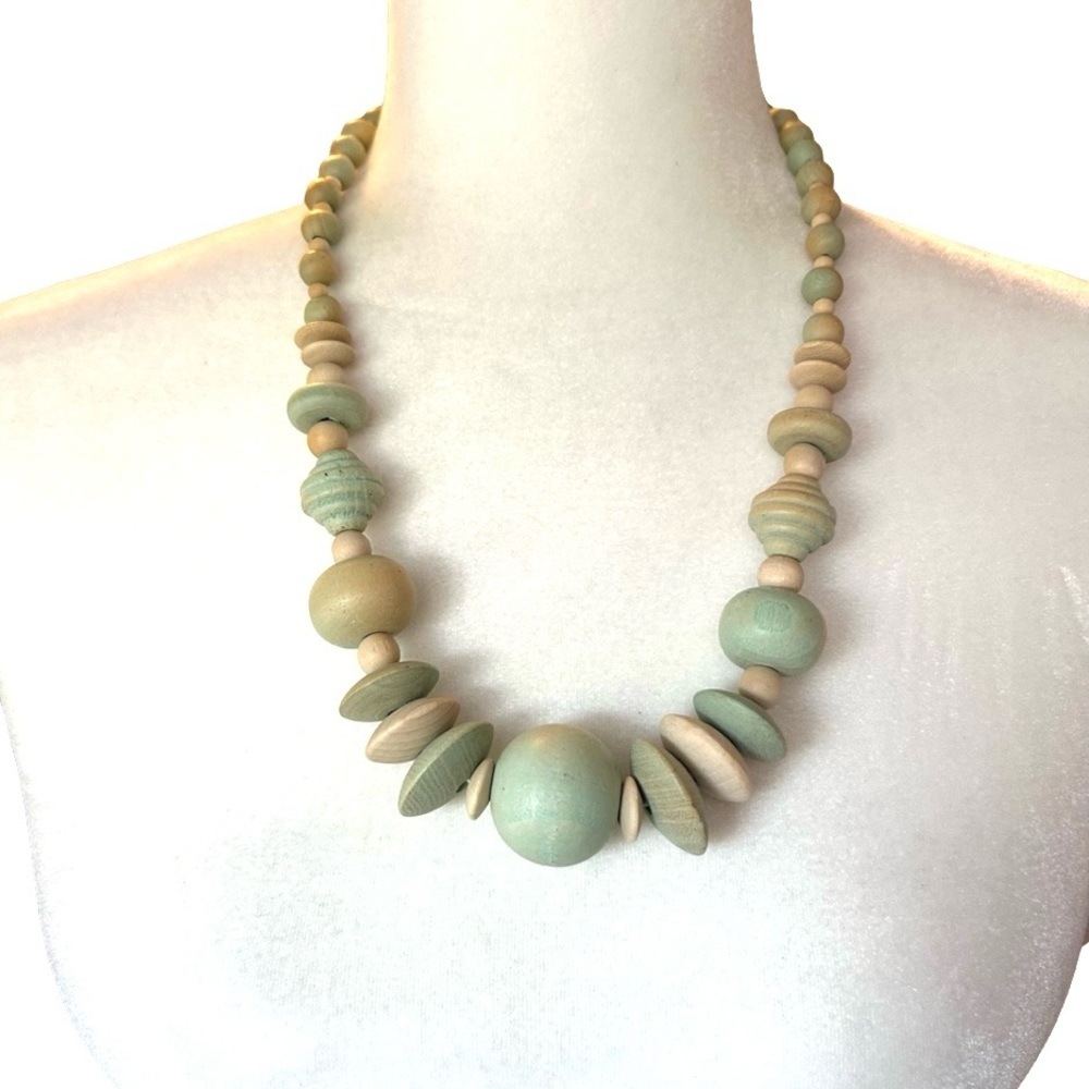 Vintage Chunky Green Cream Wooden Beaded Necklace